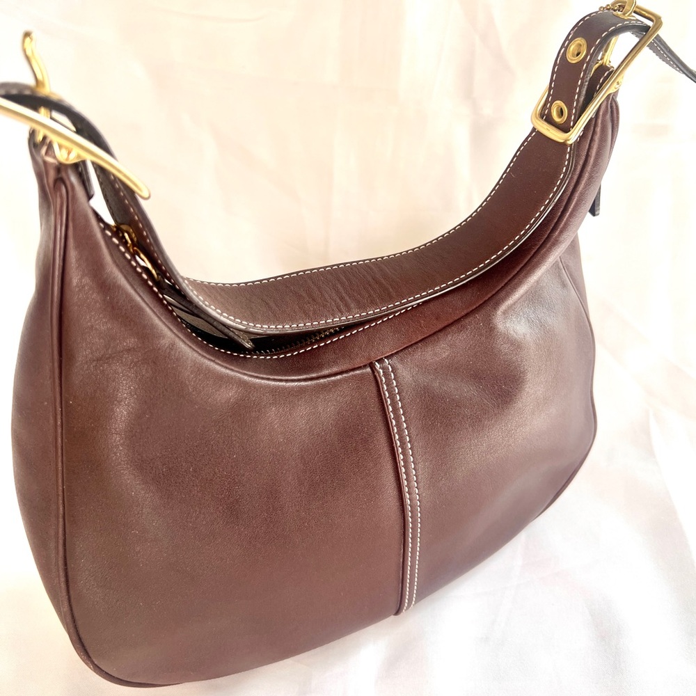 Classic Vintage Coach Shoulder Bag - Picture 4 of 9